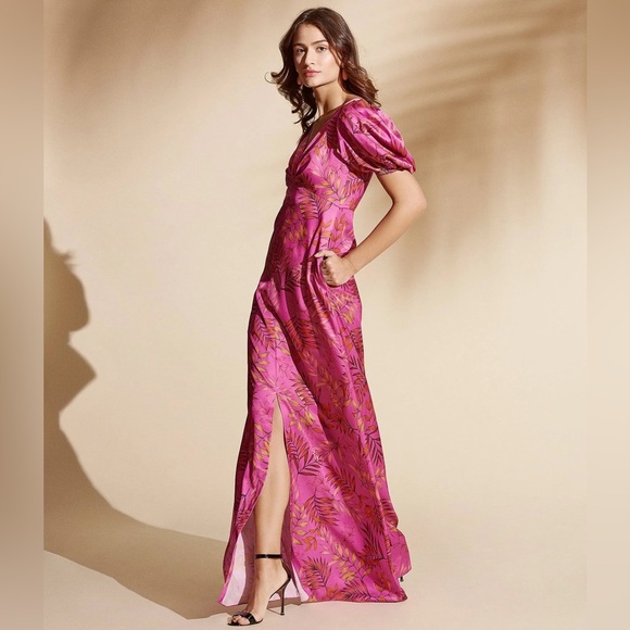 Sachin + Babi Dresses & Skirts - Sachin + Babi soft blush-pink midi dress, size M